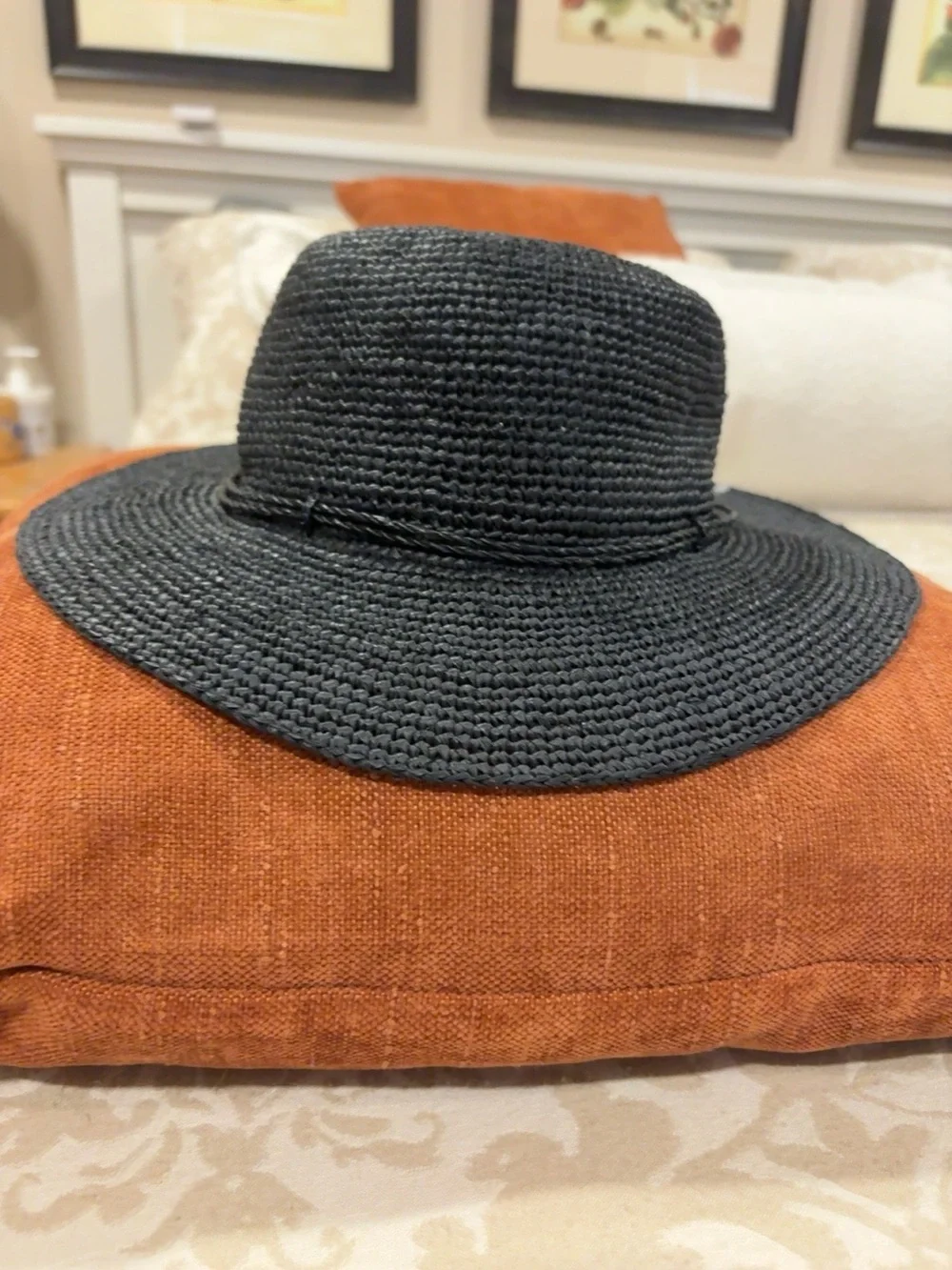 Helen Kaminski Black Raffia Wide Brim Sun Hat Made in Sri Lanka